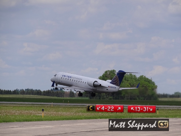 United Express/SkyWest Begins Service Jamestown, ND
